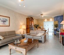 Instapklare woning in de Guido Gezellelaan 50 te Roeselare