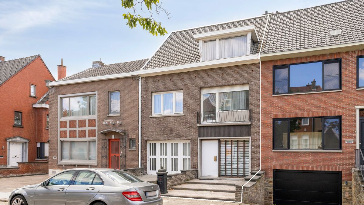 Huis met 3 slaapkamers in de Sint-Elisabethwijk te Kortrijk