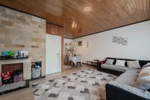 Ruime woning met garage en opslagruimte te Oostende
