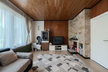 Ruime woning met garage en opslagruimte te Oostende