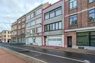 Ruime woning met garage en opslagruimte te Oostende