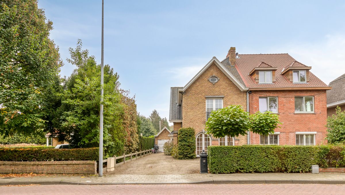 Karaktervol huis te koop in Sint-Michiels