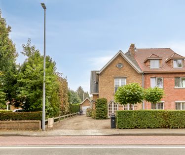 Karaktervol huis te koop in Sint-Michiels