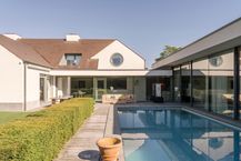 Exclusieve villa met 5 slaapkamers te koop in Waregem