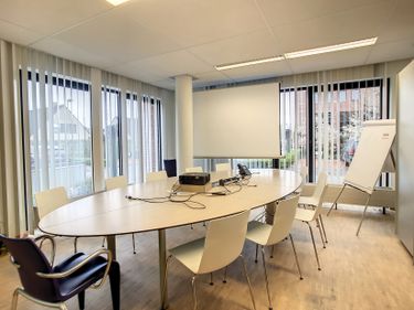 Verhuurd kantoor met rendement van ca. 6,7% in Roeselare
