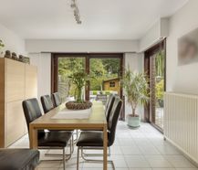 Huis met garage en tuin te koop in Sint-Amandsberg