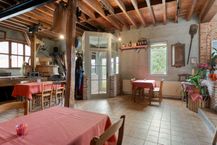 Horecazaak met appartement in Heuvelland te koop