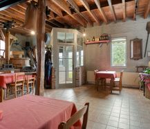 Horecazaak met appartement in Heuvelland te koop