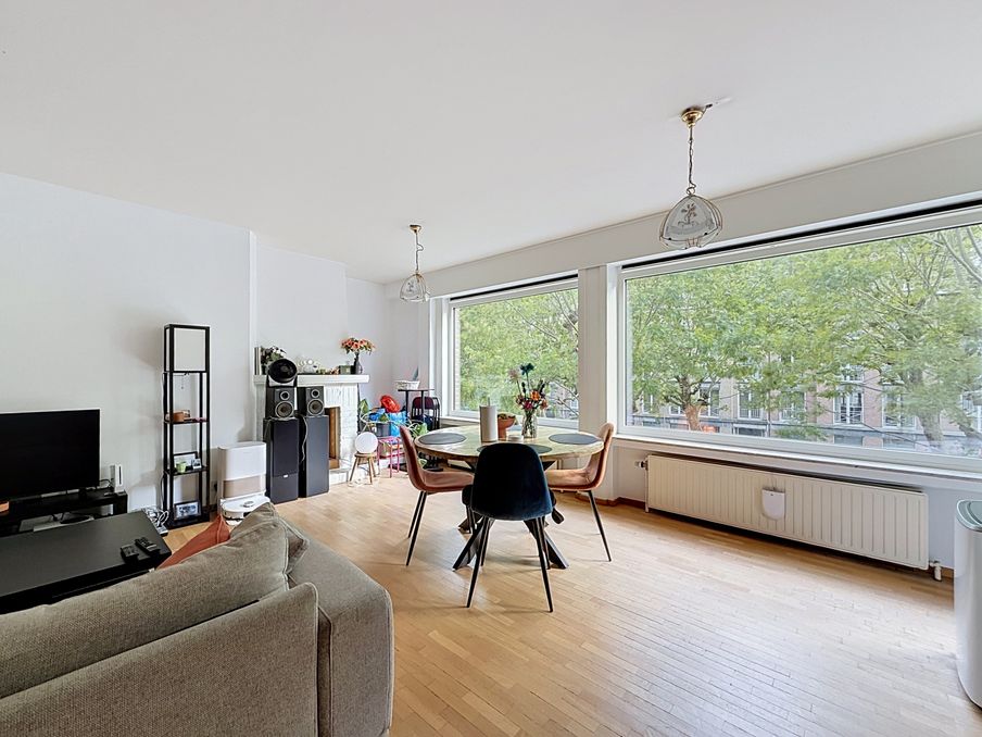 Ruim appartement met twee slaapkamers te huur in Kortrijk 