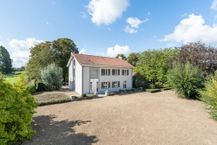 Exclusief landhuis met parkdomein in Aldeneik