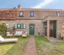 Een gerenoveerd meesterwerk in hartje Hansbeke