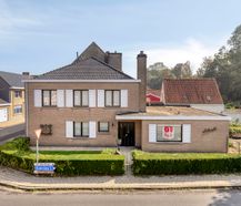 Ruim huis te koop met 5 kamers in Elverdinge