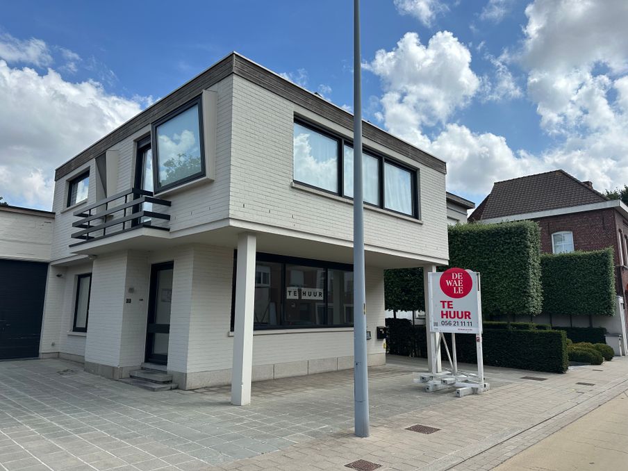 Commerciële ruimte te huur in het centrum van Deerlijk