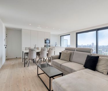 Ready to move in apartment on the 8th floor with spacious terrace and open views