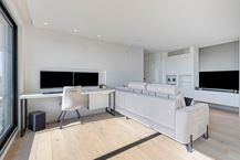 Ready to move in apartment on the 8th floor with spacious terrace and open views