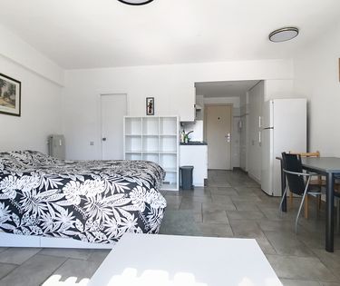 Studio met zicht op centraal station te Antwerpen te koop