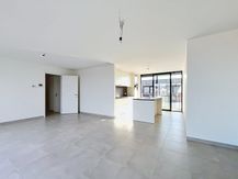 Recent appartement met 2 slaapkamers en ruim terras te huur in Wingene