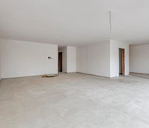 Nouveau projet de construction à Genk avec 3 maisons et 5 appartements
