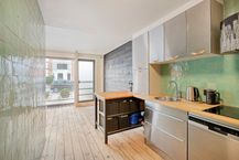 Handelszaak momenteel ingericht als appartement te koop!