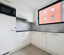 Hoekappartement met 2 slaapkamers en terras te Oostende