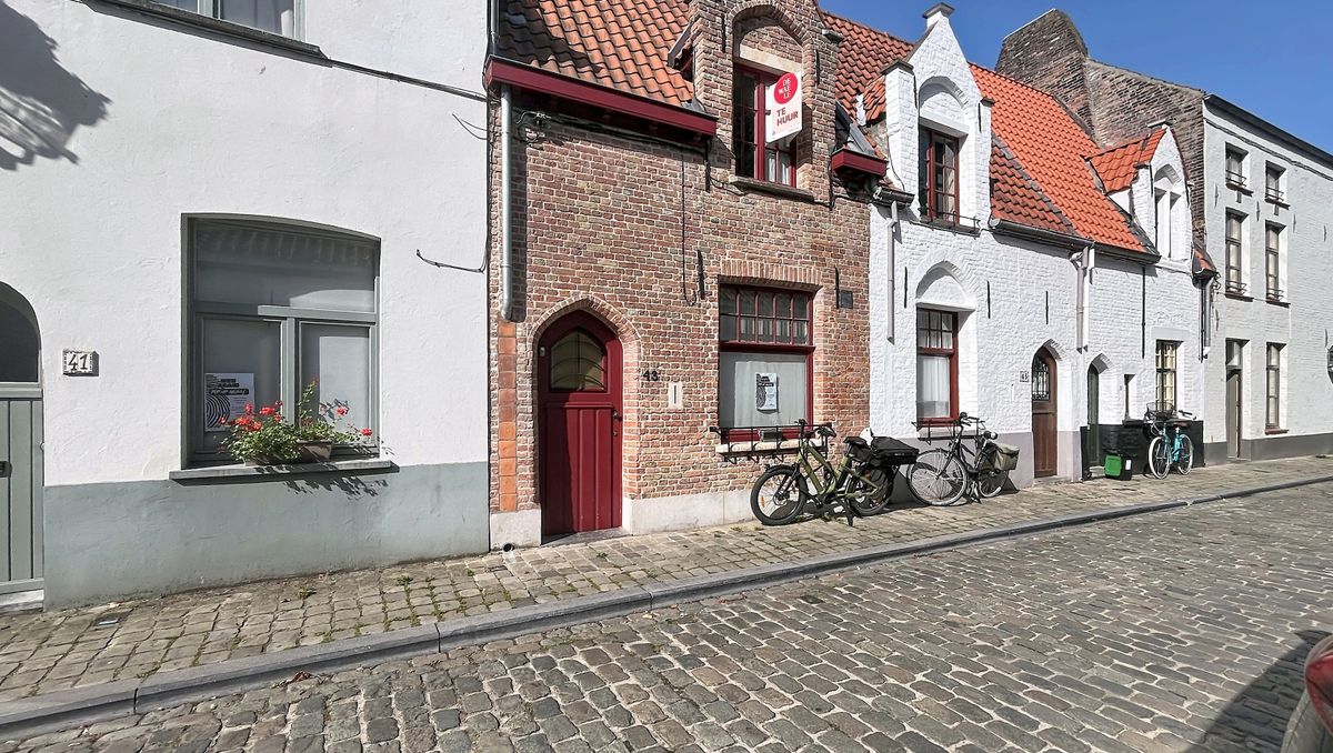 Gezellige woning met drie slaapkamers te huur in centrum Brugge