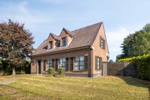 Ruime open bebouwing in Zomergem te koop