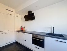 Vernieuwd appartement met 2 slaapkamers te huur in Merksem