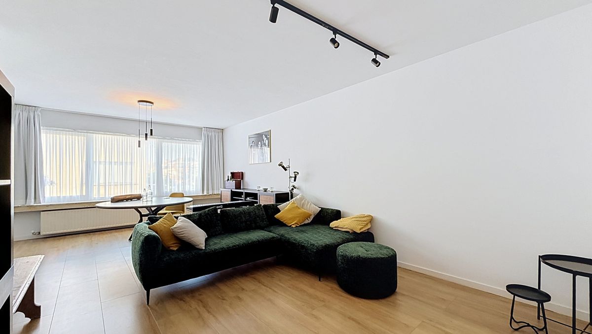 Vernieuwd appartement met 2 slaapkamers te huur in Merksem