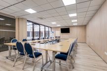 Rented office with 6 spaces for sale in Zaventem