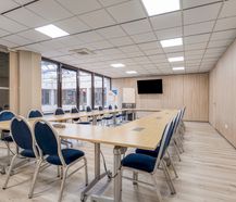 Rented office with 6 spaces for sale in Zaventem