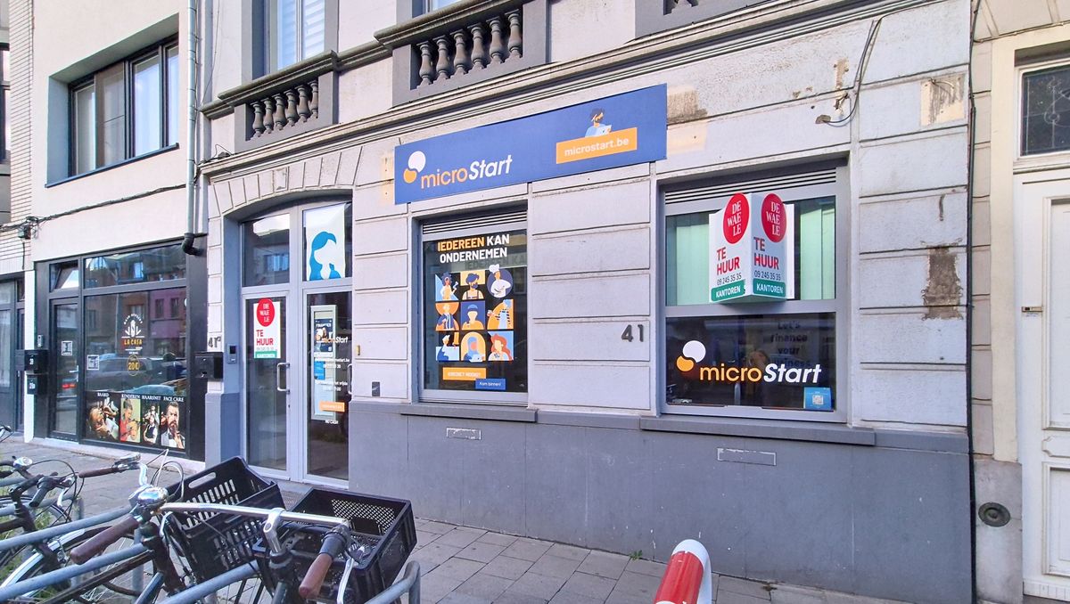 Kantoor (202 m²) te huur nabij het levendige Dok Noord