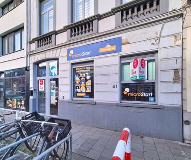 Kantoor (202 m²) te huur nabij het levendige Dok Noord