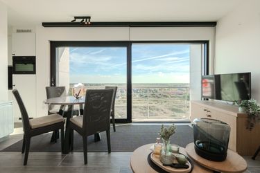 Prachtige studio met zuidgericht terras en weids uitzicht!