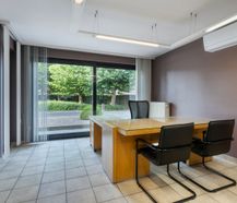 Office or practice space of approximately 75m² for sale in Roeselare