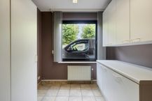 Office or practice space of approximately 75m² for sale in Roeselare