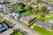 Alleenstaand huis op prachtig stuk grond van 1.037m² in Dentergem