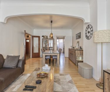 Appartement met 2 slaapkamers en terras te koop in Wilrijk