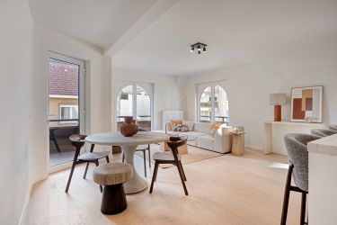 Prachtig appartement met 2 slaapkamers te koop in Duinbergen