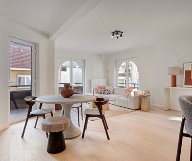 Prachtig appartement met 2 slaapkamers te koop in Duinbergen