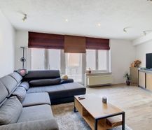 Duplex met terras en autostaanplaats te koop in Burcht