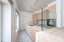 Lichtrijk en stijlvol appartement aan de markt van Brugge te huur 
