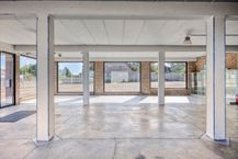 Immobilier commercial, entrepôt, duplex et terrain à Tienen
