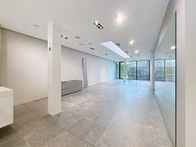 Propriété commerciale moderne (170 m²) avec sous-sol spacieux à louer à Deinze