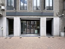 Propriété commerciale moderne (170 m²) avec sous-sol spacieux à louer à Deinze
