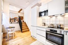 Grand Place : Furnished 1 bedroom apartment with terrace.