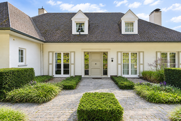 Villa te koop Deerlijk