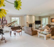 Tijdloze villa met 5 kamers en zwembad te koop in Deerlijk