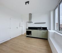 Lichtrijke studio op toplocatie aan de Leiekaai in Gent