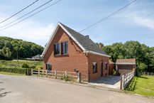 Huis met weide te koop op prachtige locatie in Heuvelland
