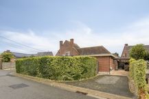 Ruime woning te koop in Oekene